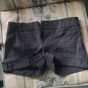 Size 3 short striped shorts.